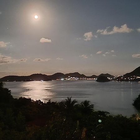 Ti Kaz Anoli Vue Epoustouflante Sur La Baie Villa Terre-de-Bas Eksteriør billede